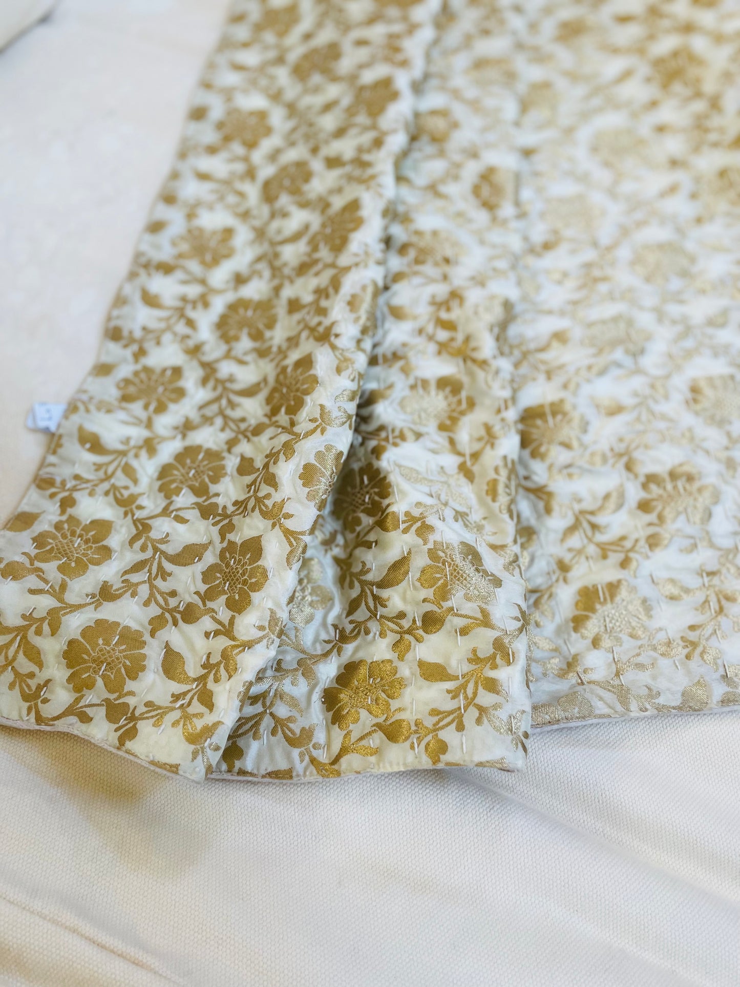 Golden Flowers Silk Saree Throws