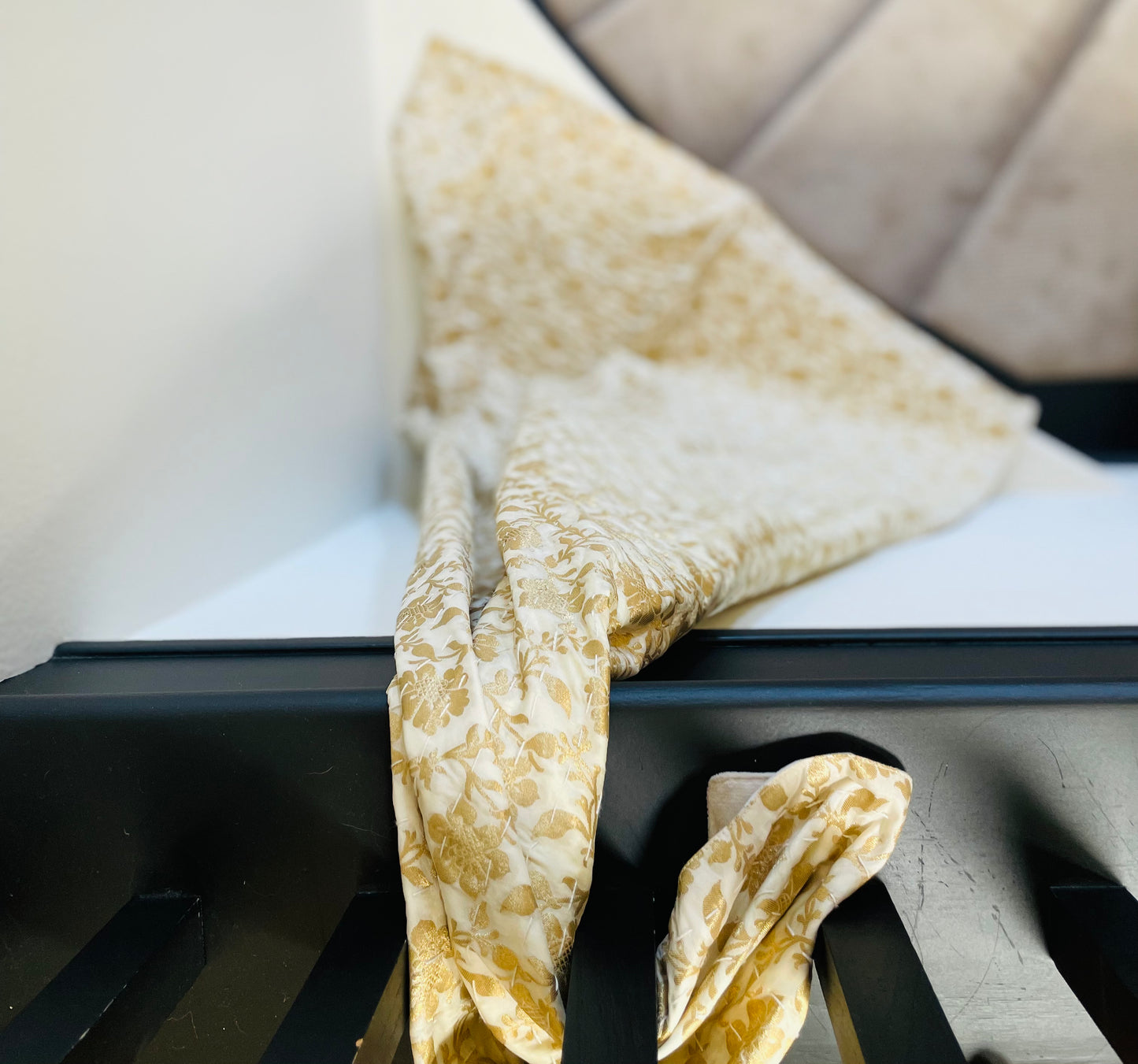 Golden Flowers Silk Saree Throws